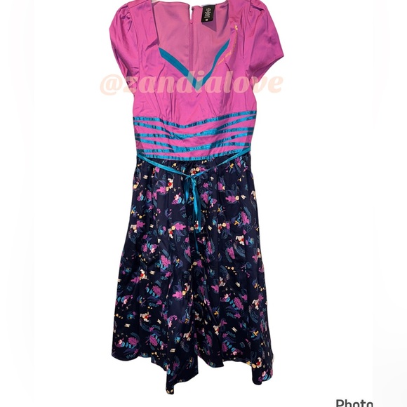Sale! THE DRESS SHOP Disney Parks Her Universe Alice in Wonderland Dress Small - Picture 3 of 5
